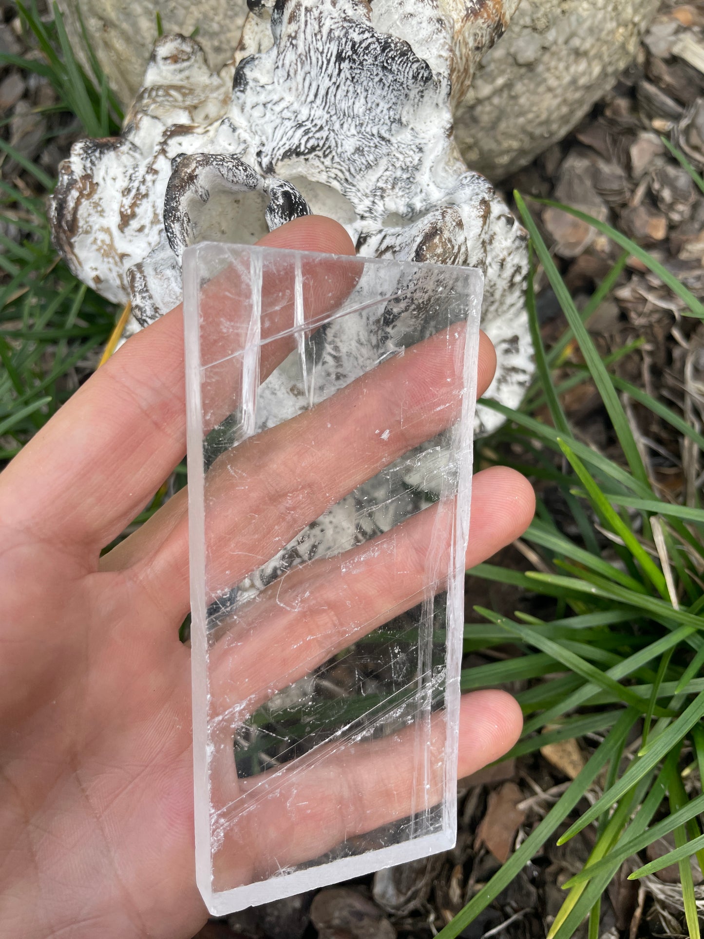 Real selenite or true selenite