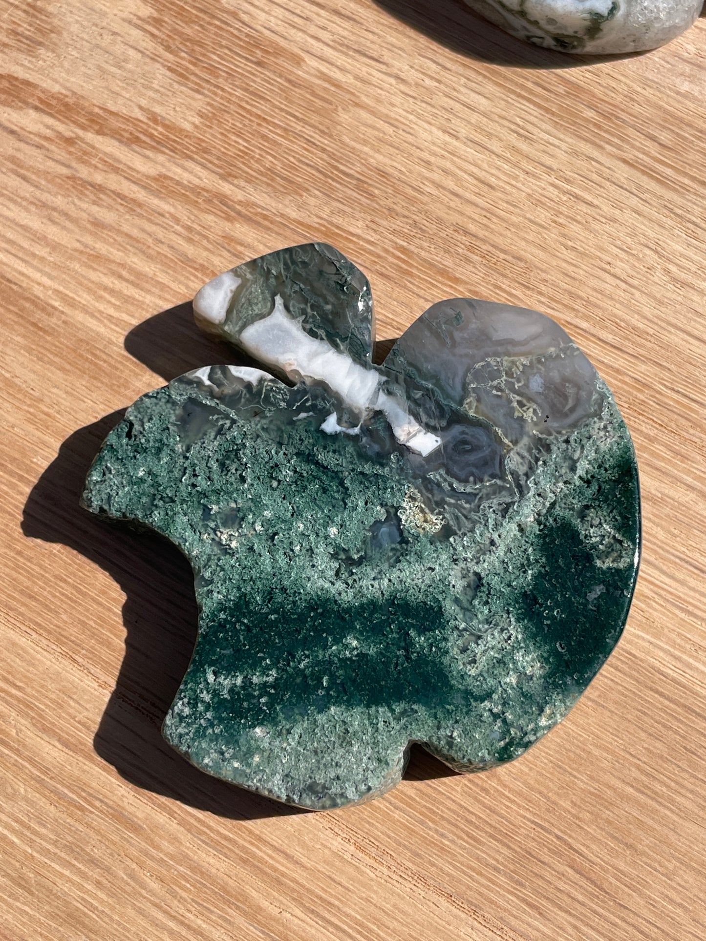 Moss agate apple