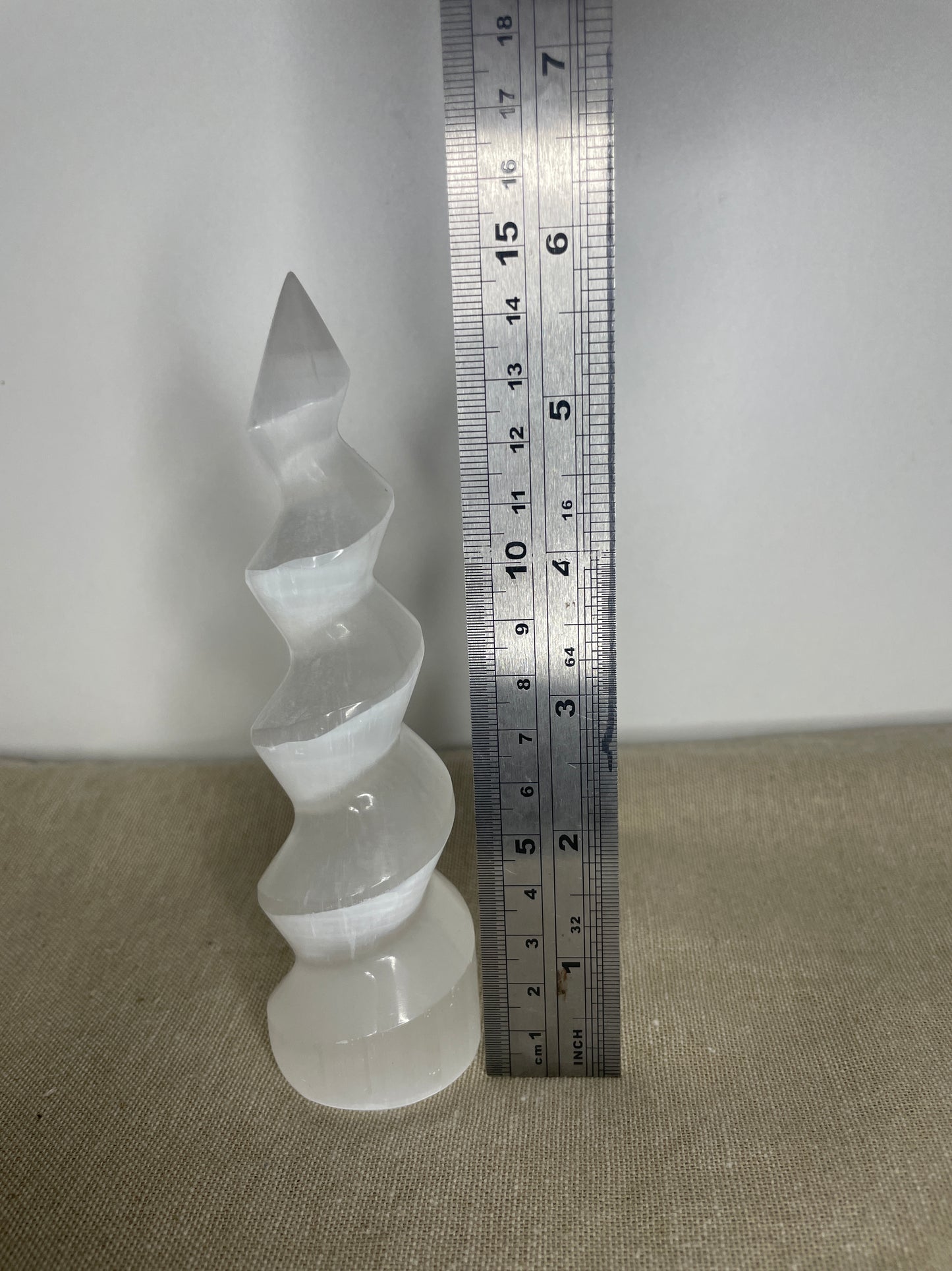 Selenite spiral 15cm
