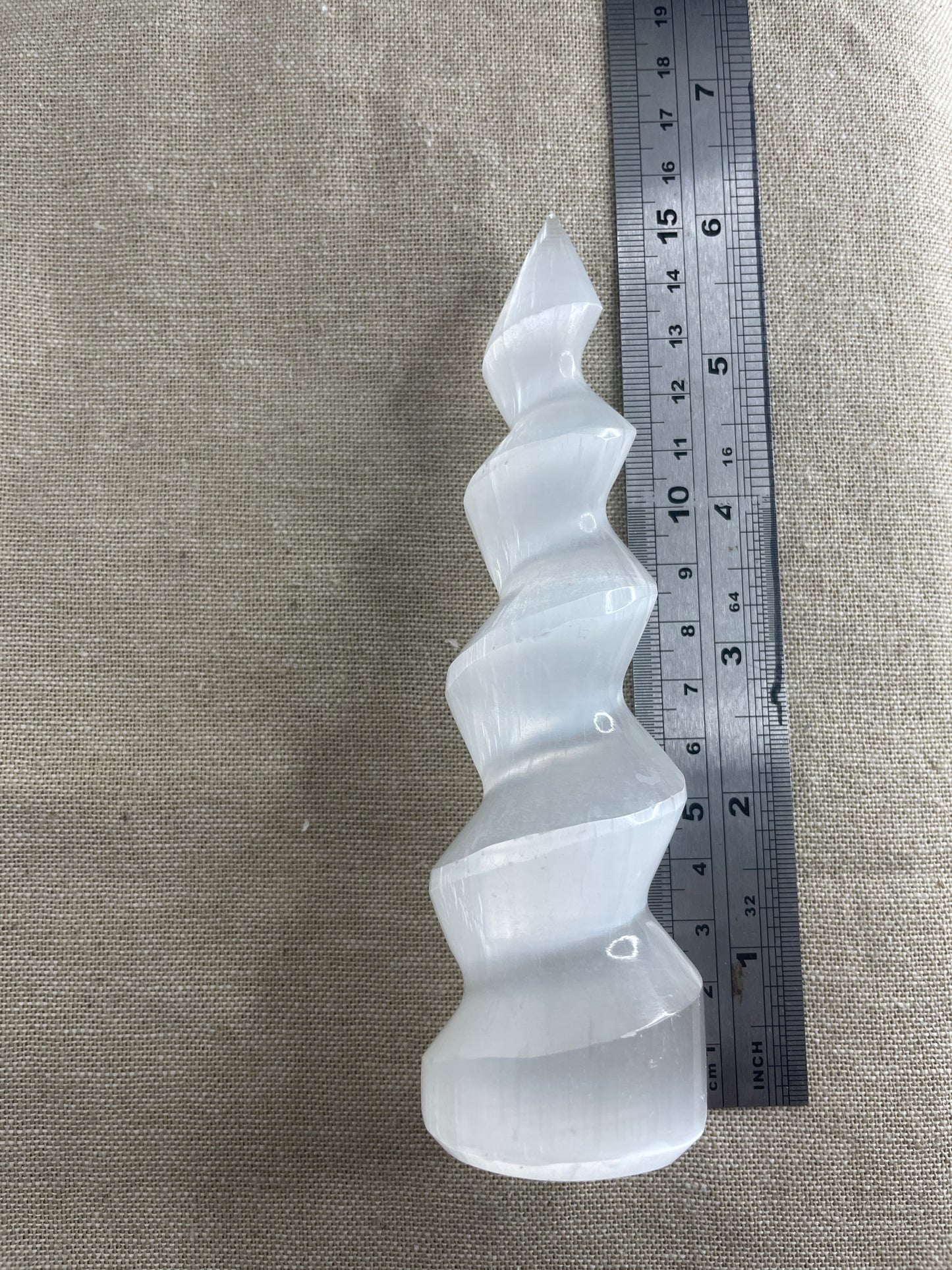 Selenite spiral 15cm