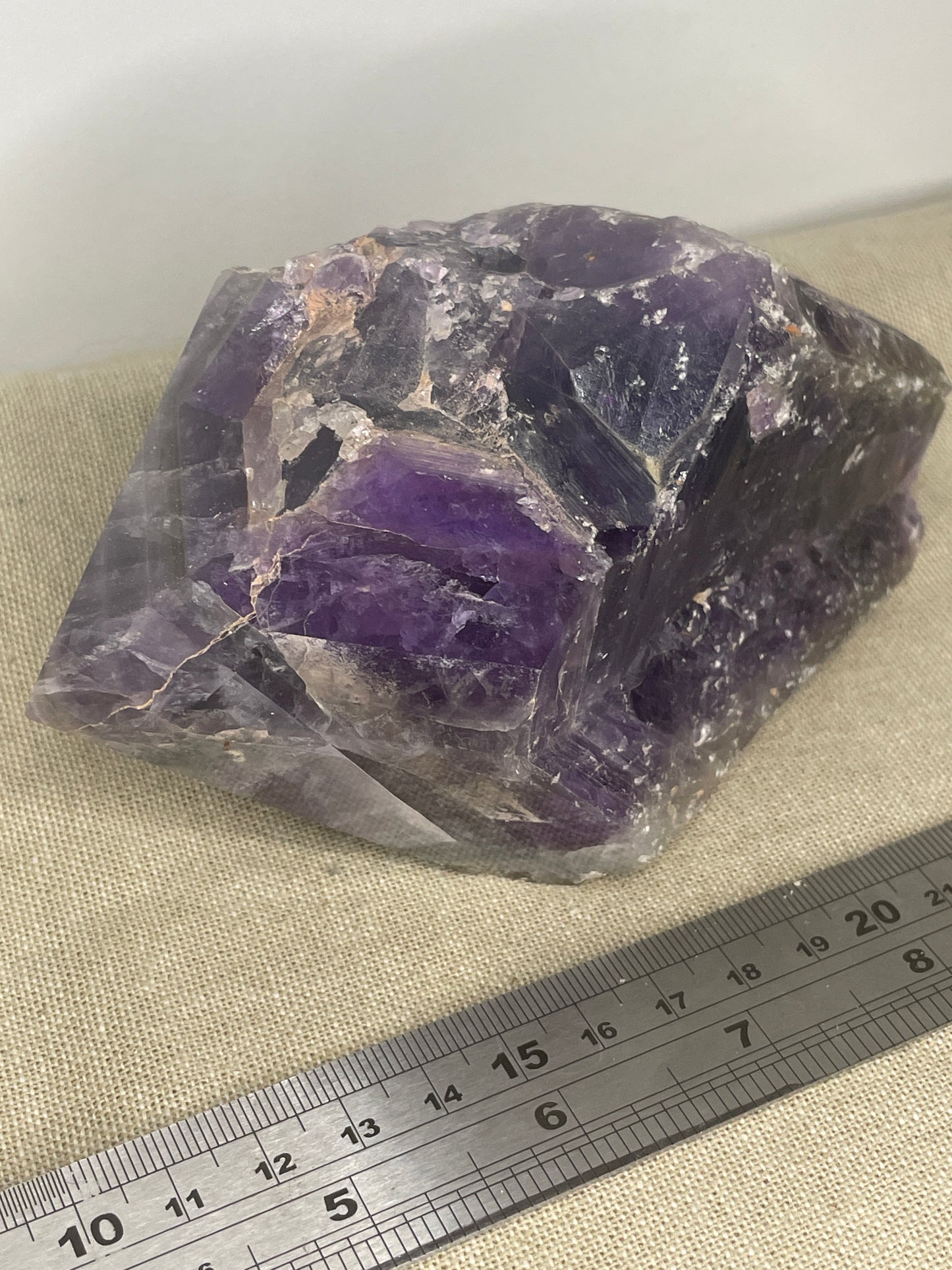Amethyst polished point