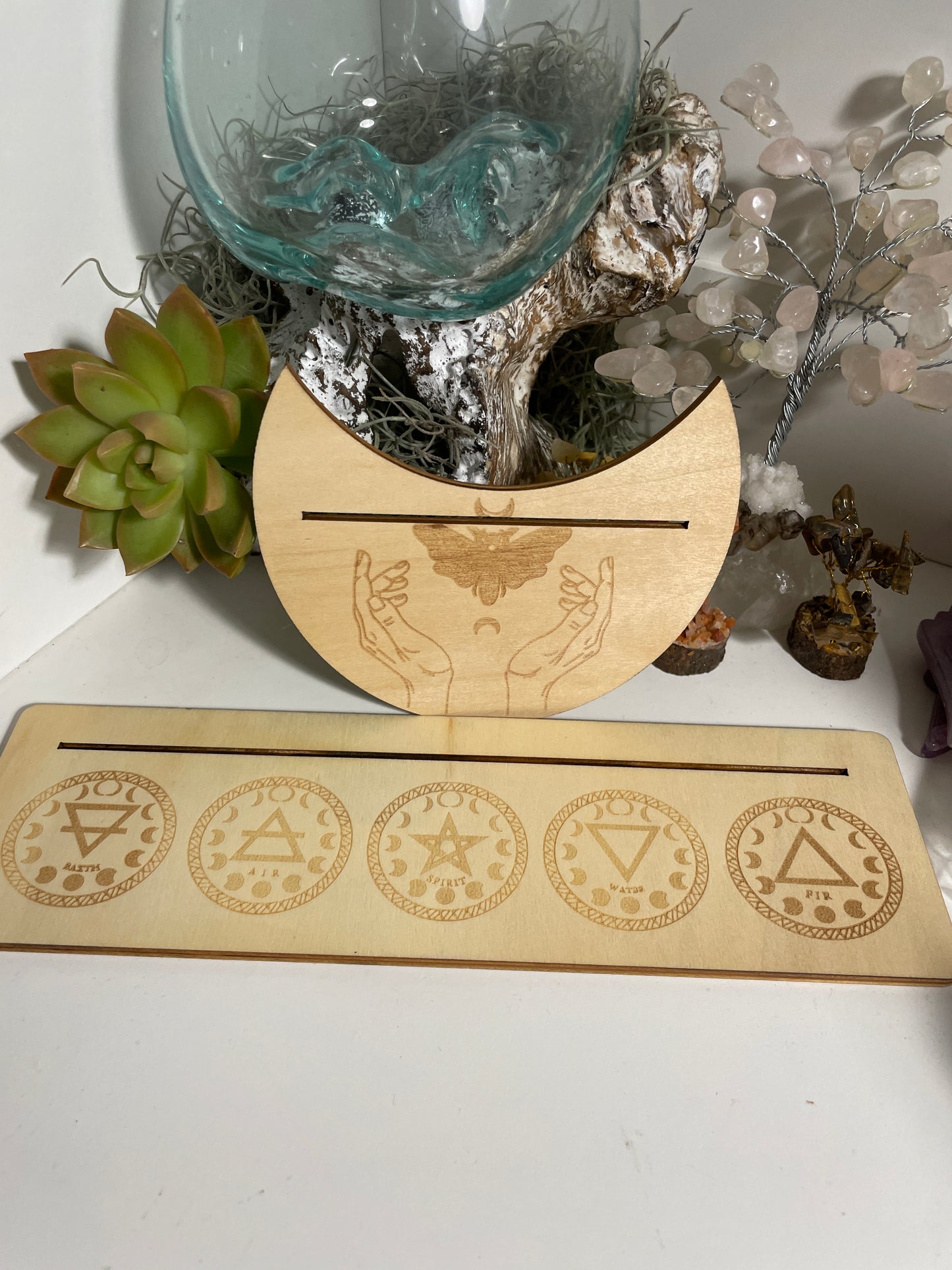 Tarot card stand