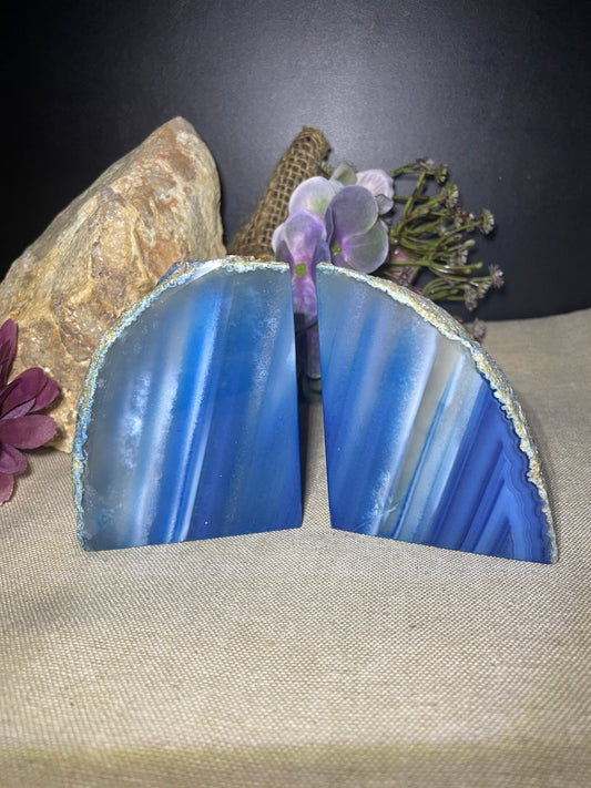 Dyed agate bookends