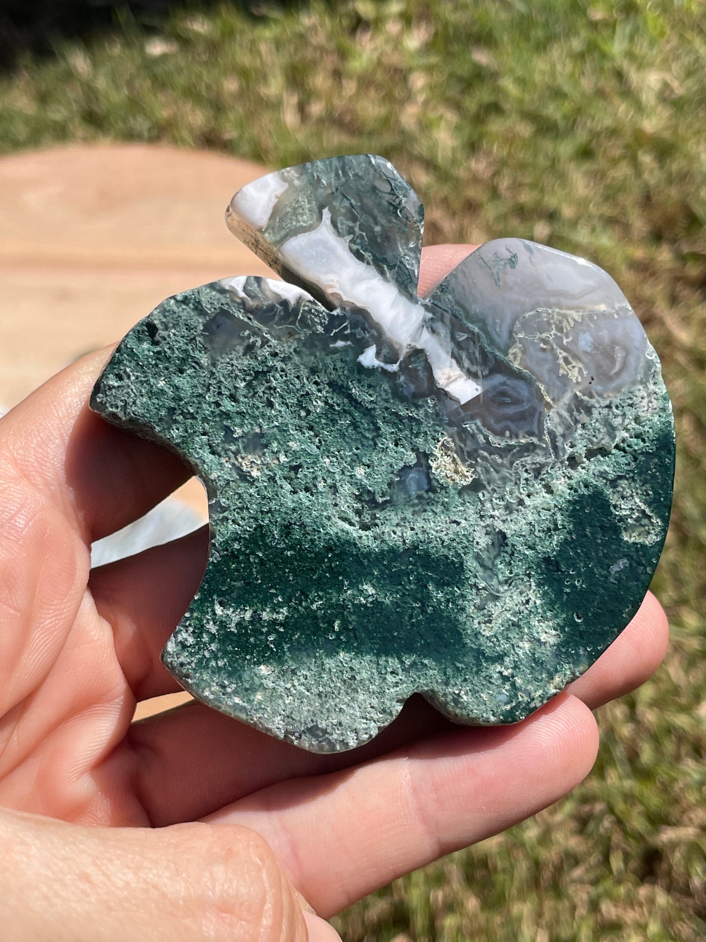 Moss agate apple