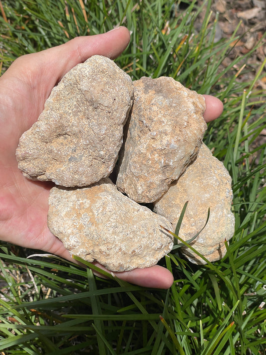 Crack your own quartz geode