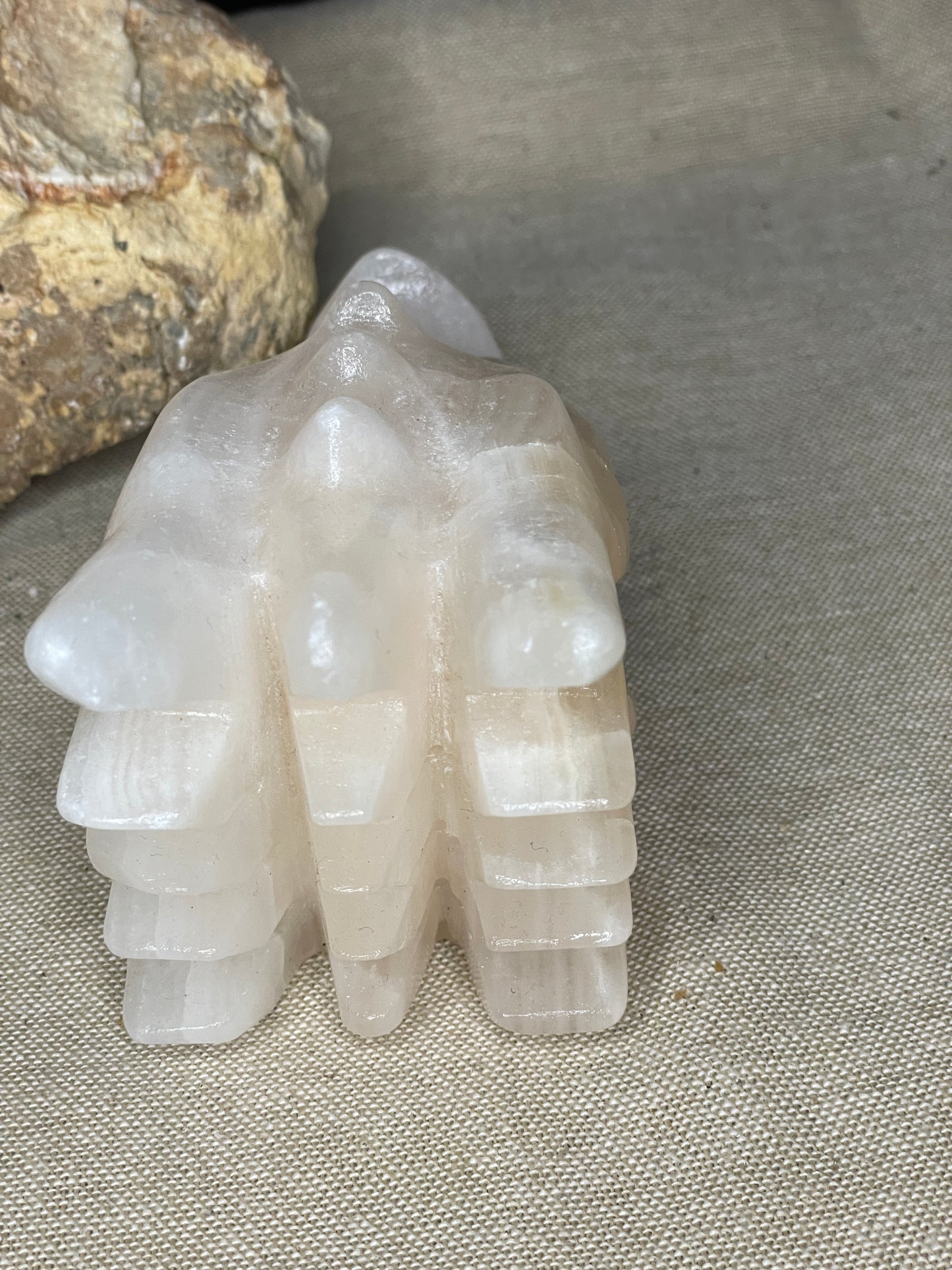 Calcite dragon head carving