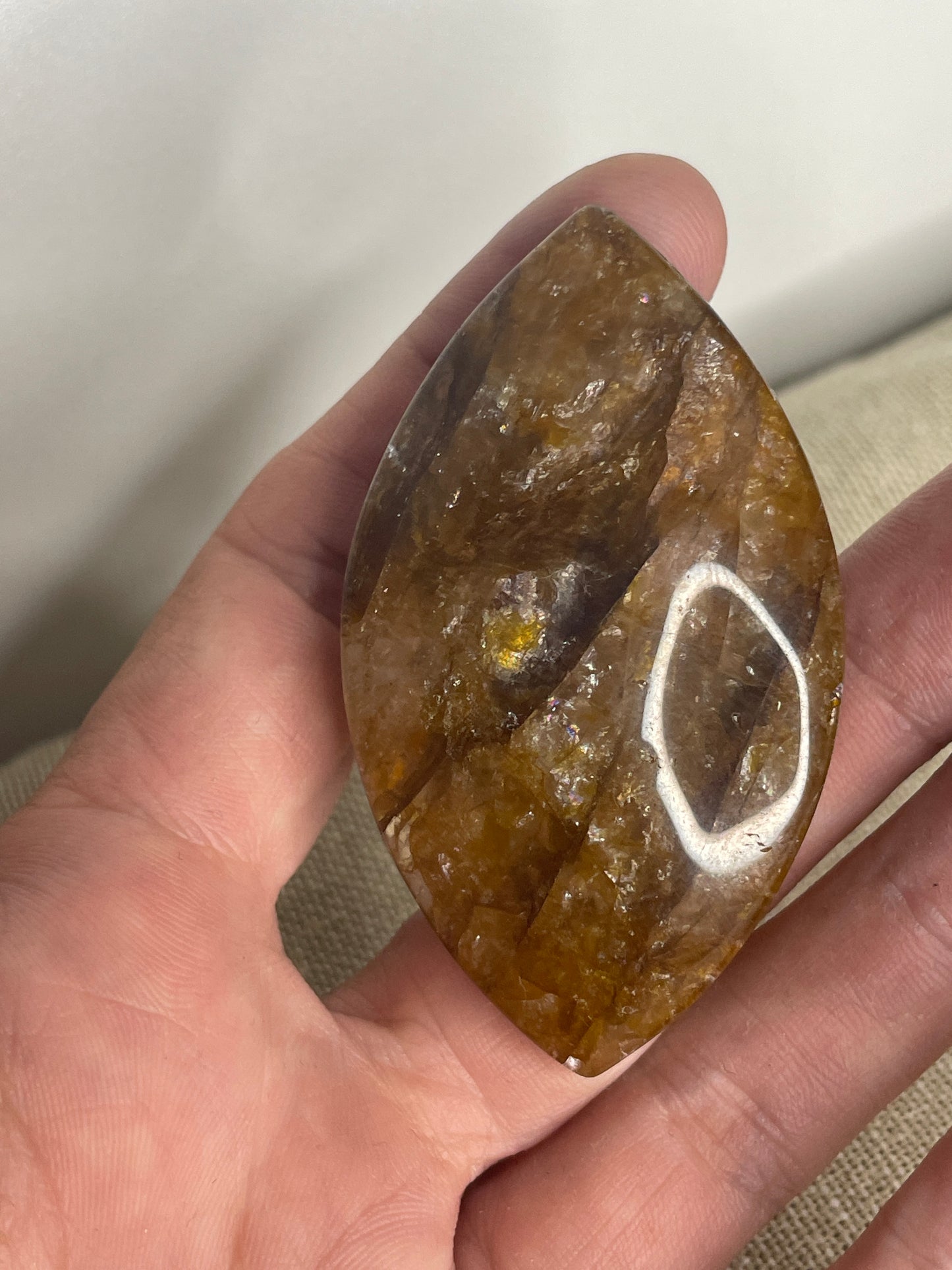 Golden healer palm eye shape