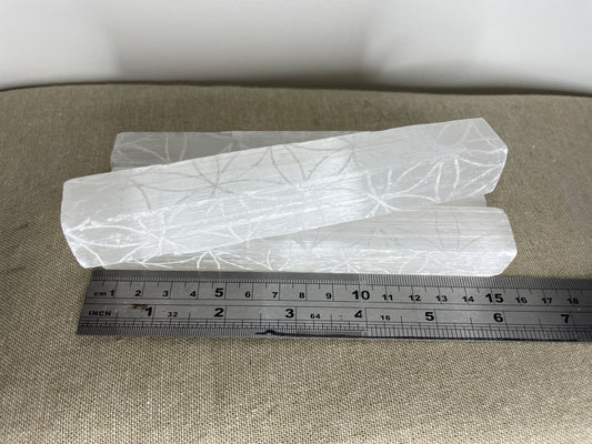 Engraved selenite rod 15cm