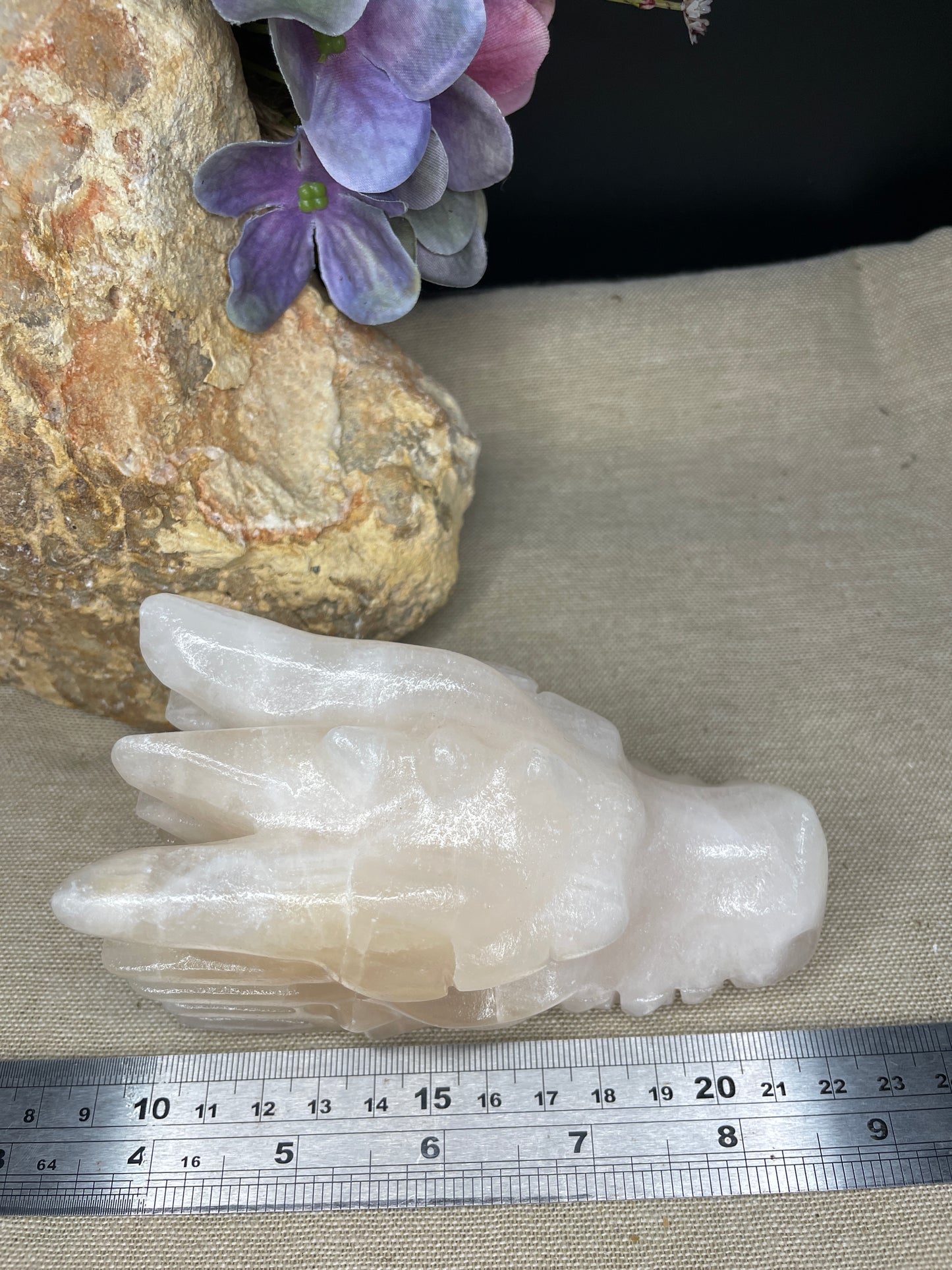 Calcite dragon head carving