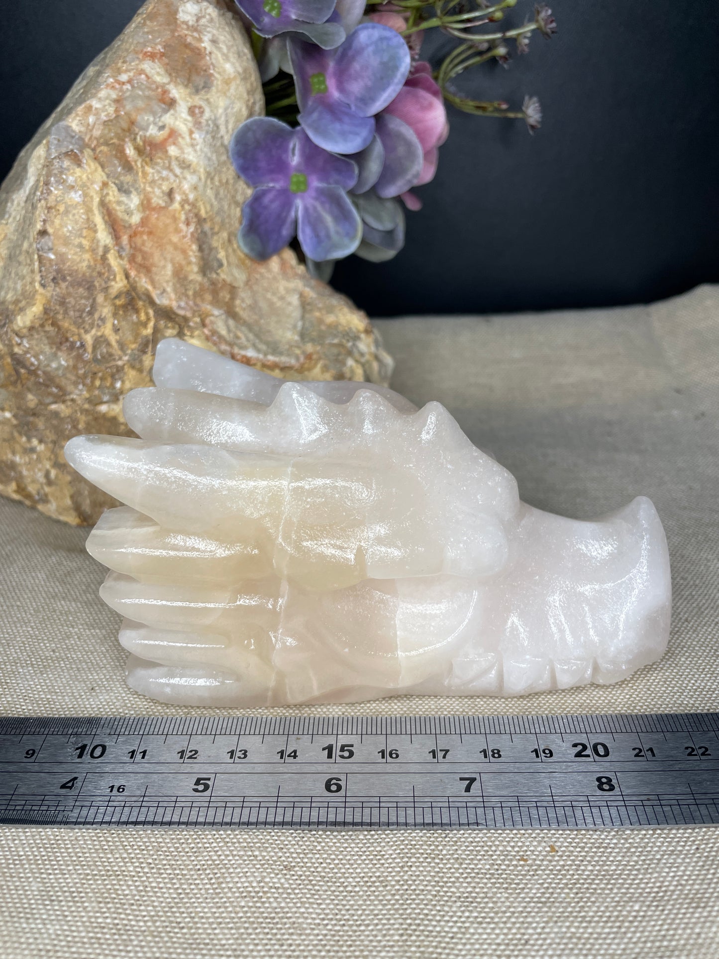 Calcite dragon head carving