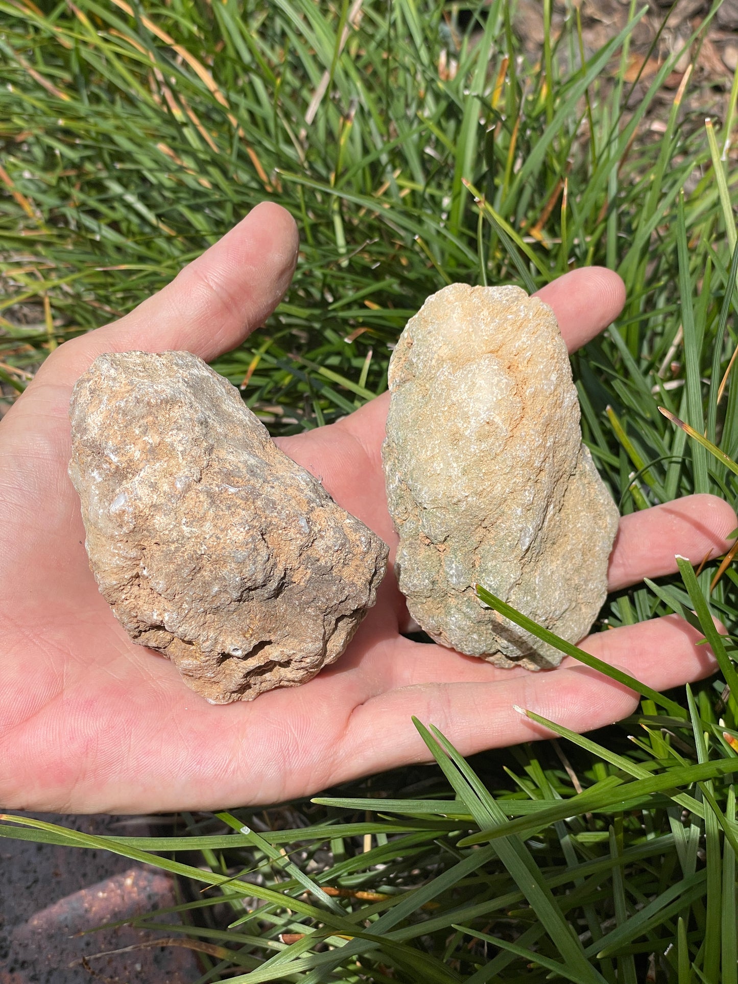 Crack your own quartz geode