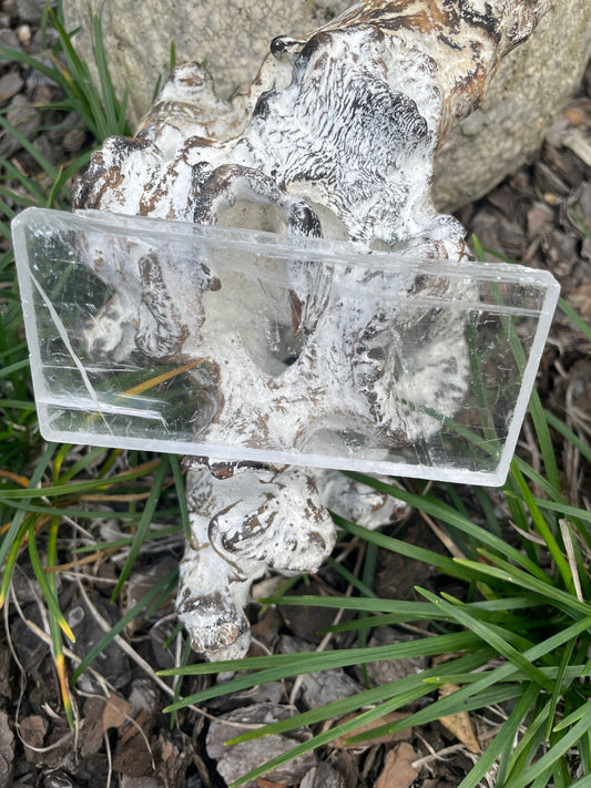 Real selenite or true selenite