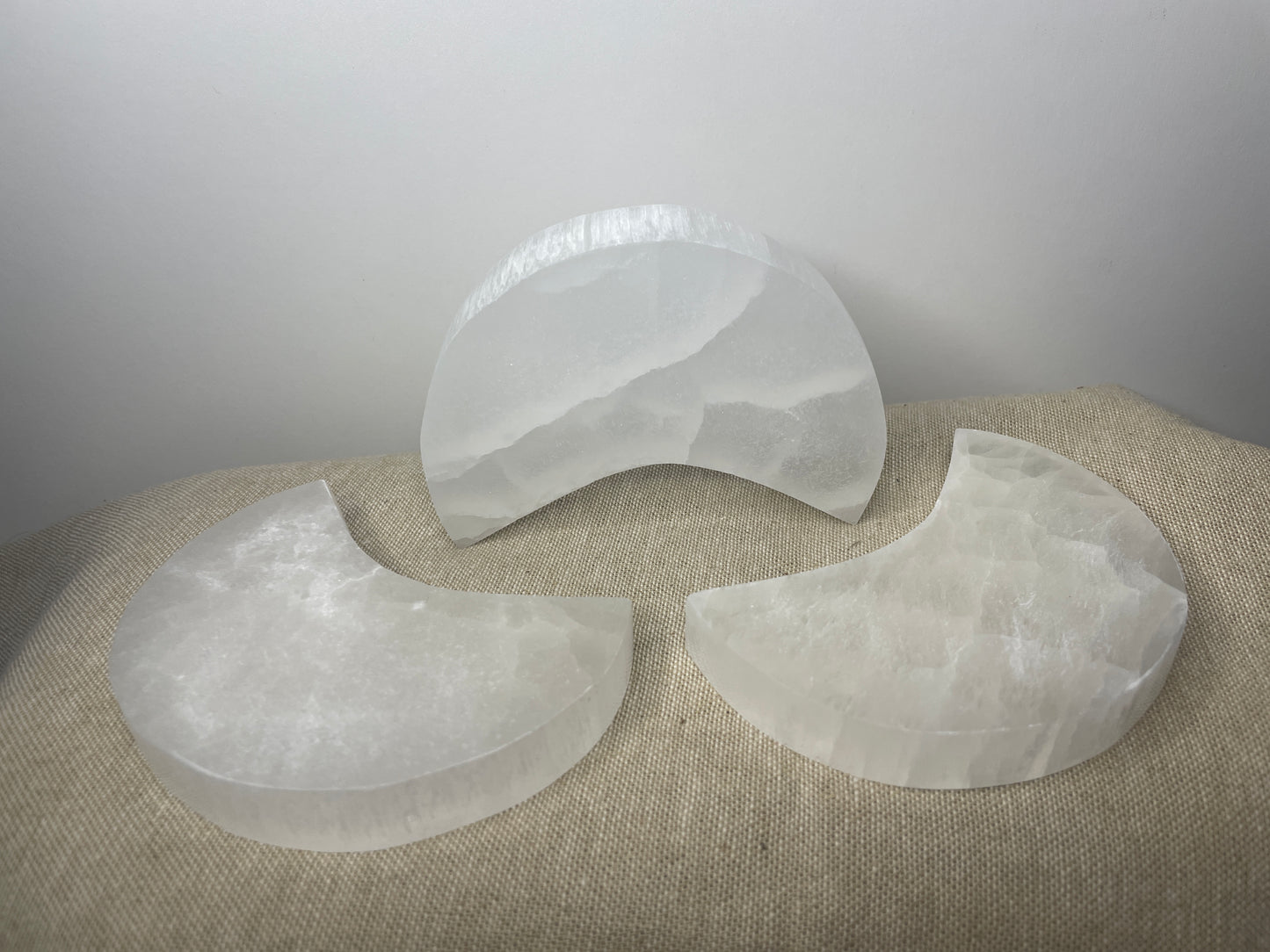 Selenite moon plate