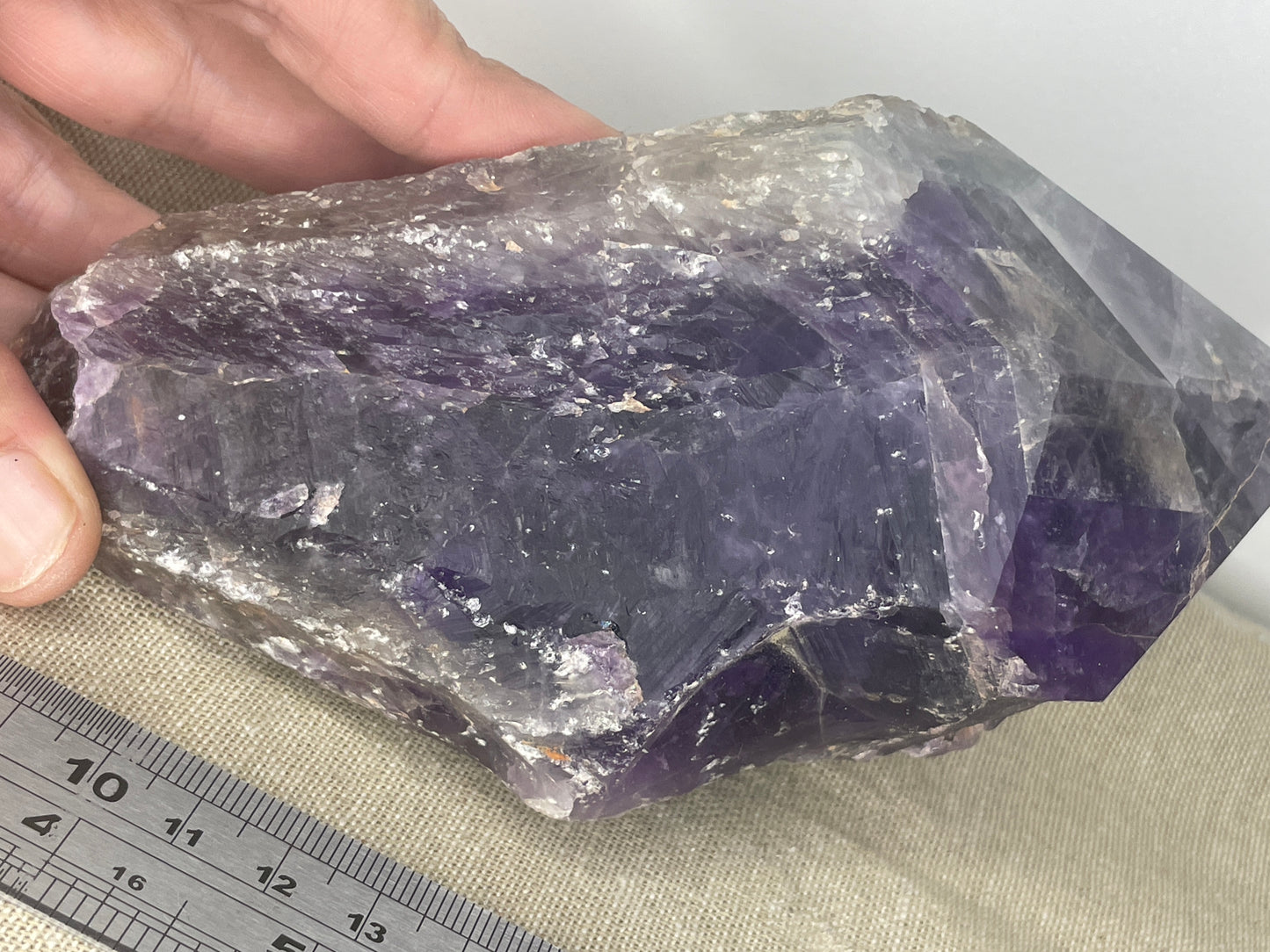 Amethyst polished point