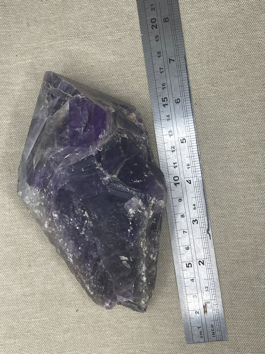 Amethyst polished point