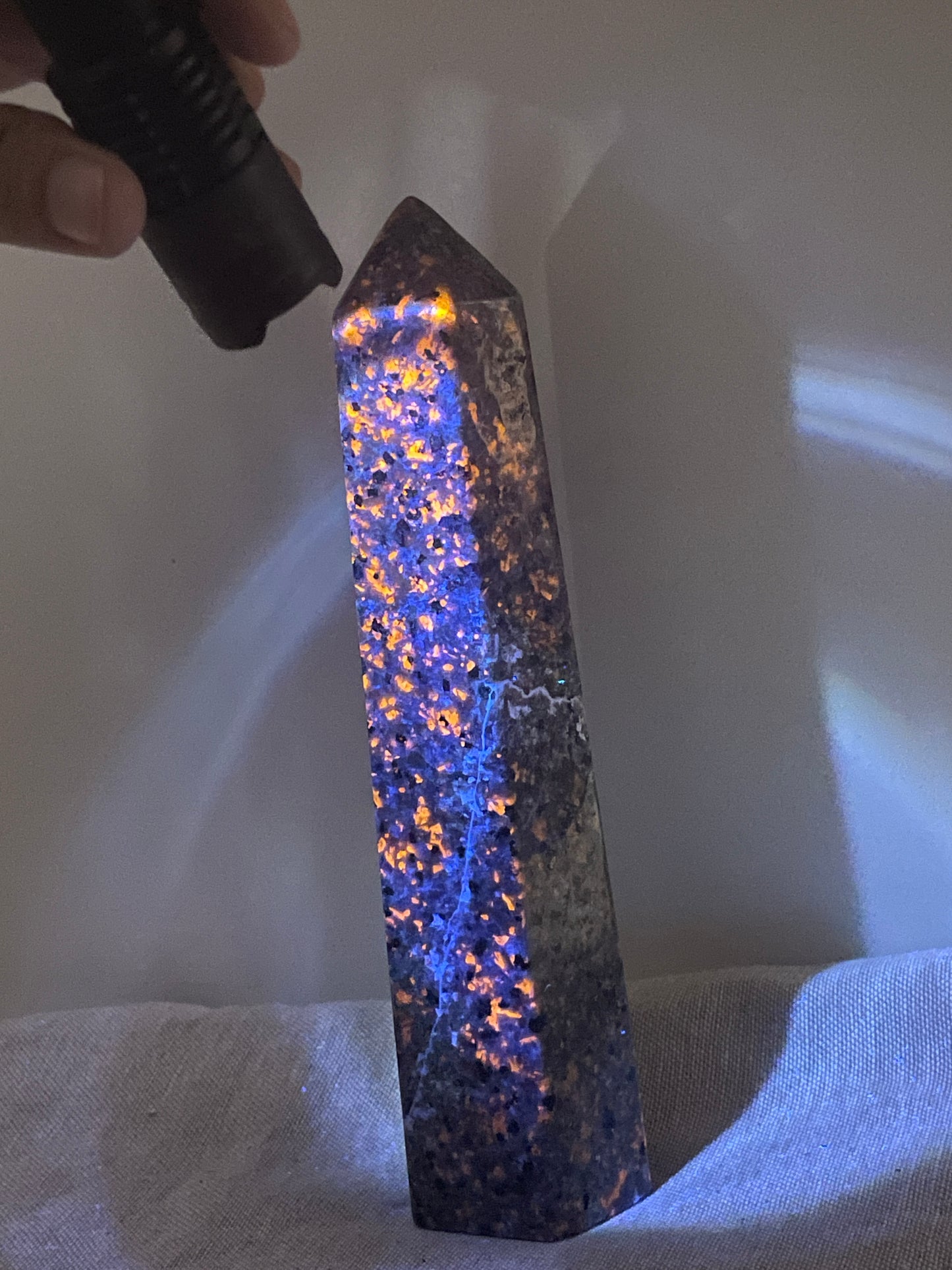 Yooperlite tower UV reactive