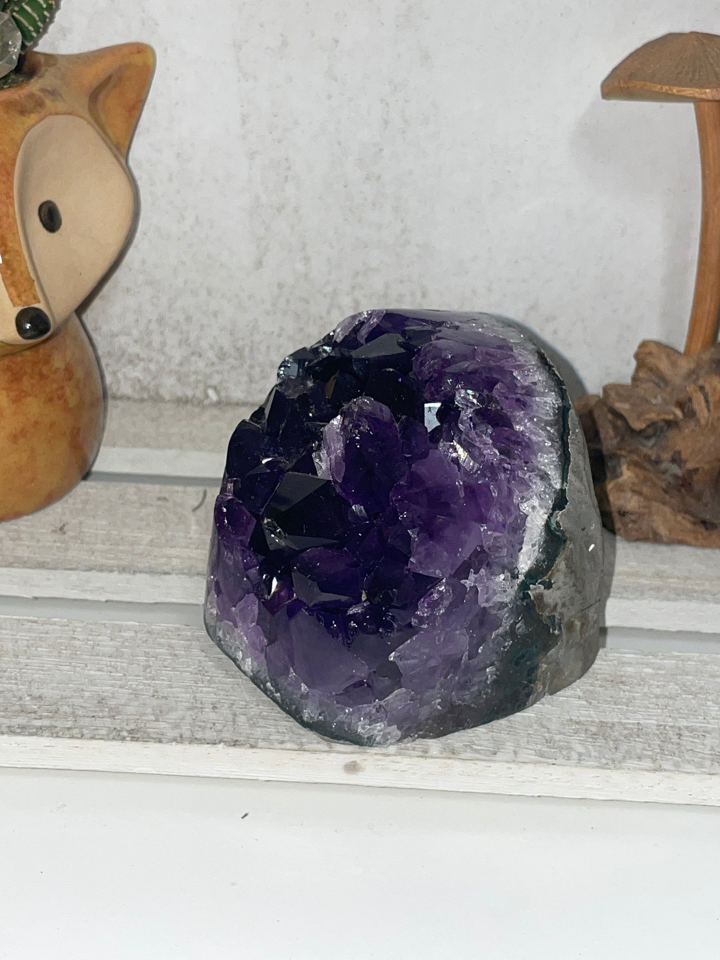 Dark amethyst polished edge