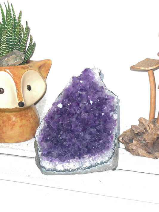 Dark amethyst Cut base