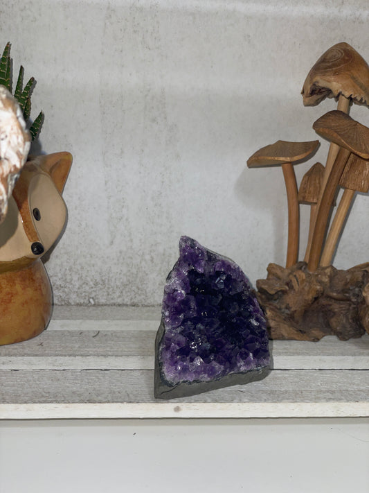 Dark amethyst Cut base (3)