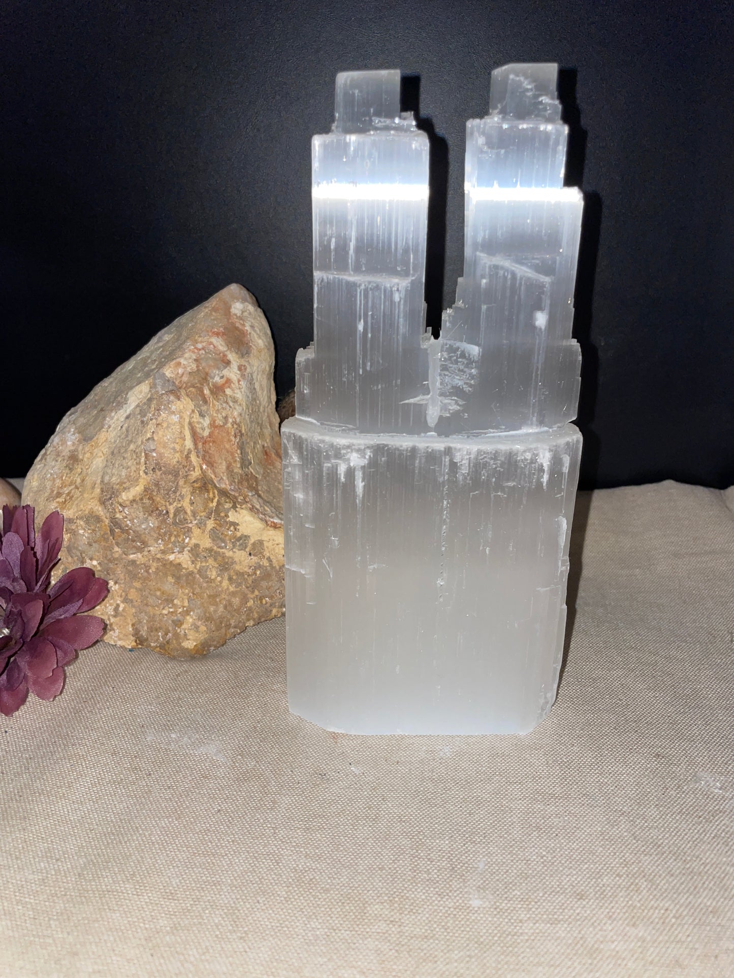 Selenite 20cm twin tower (satin spar)