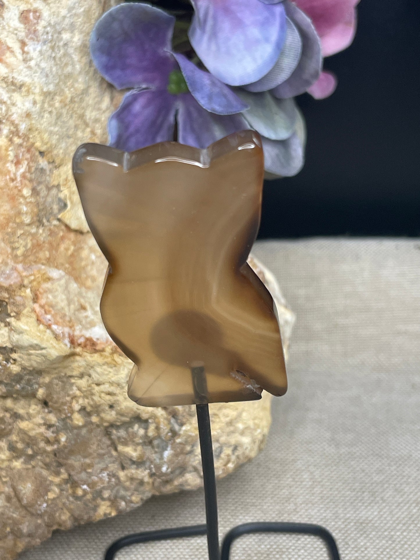 Owl dyed agate carving on stand