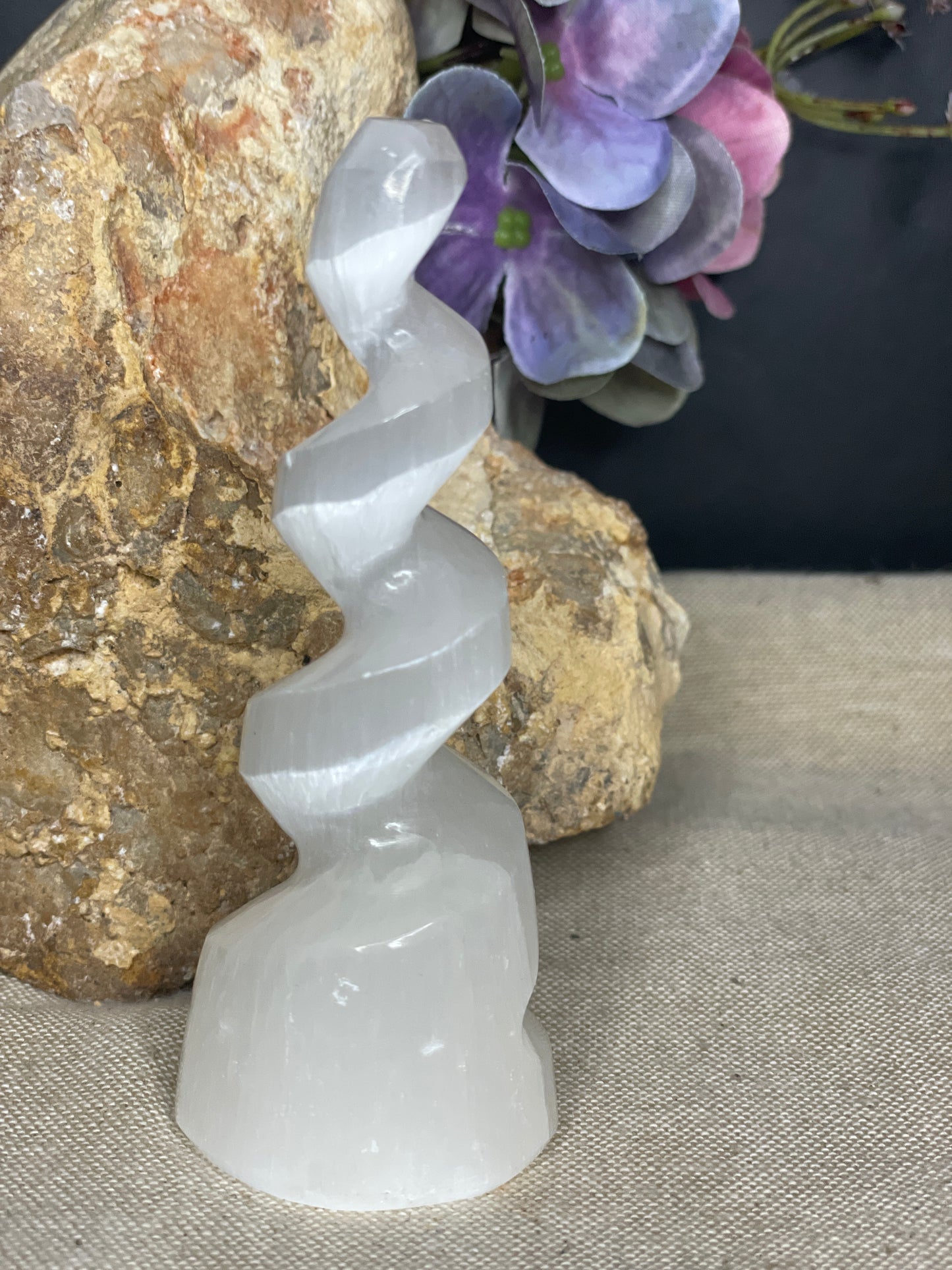 Selenite spiral blunt end satin spar