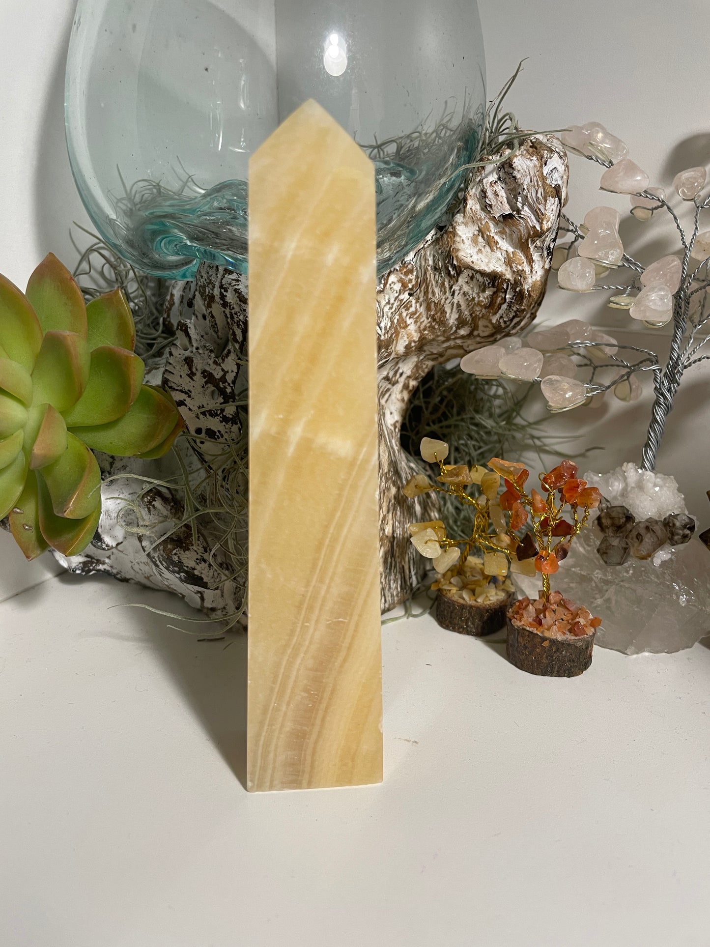 Yellow calcite tower