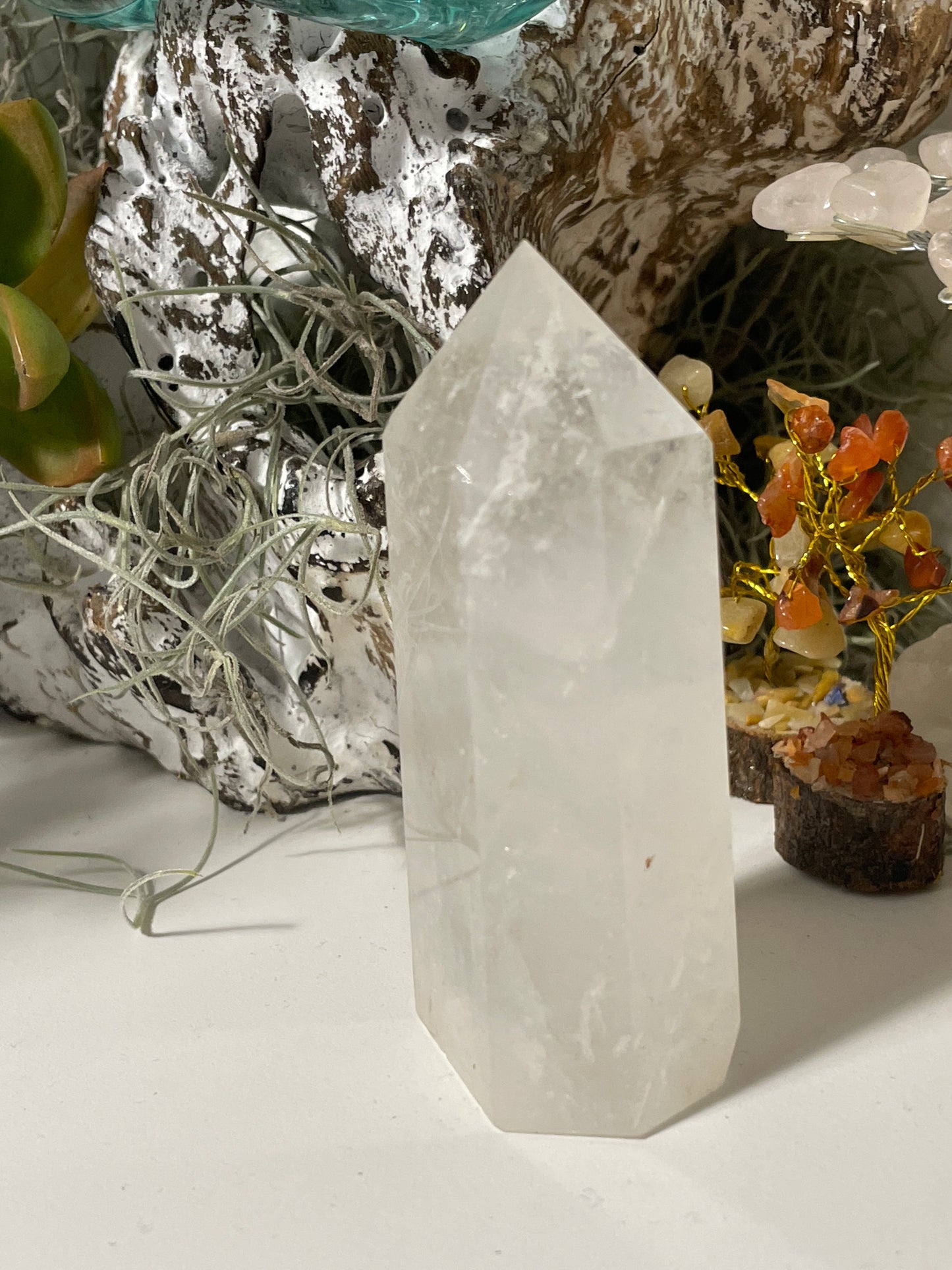 Clear quartz tower / point
