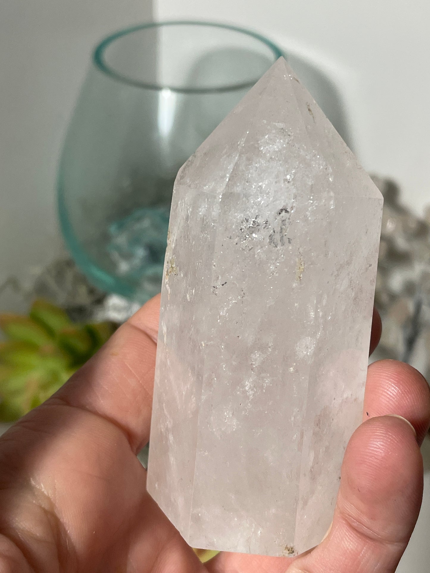 Clear quartz tower / point