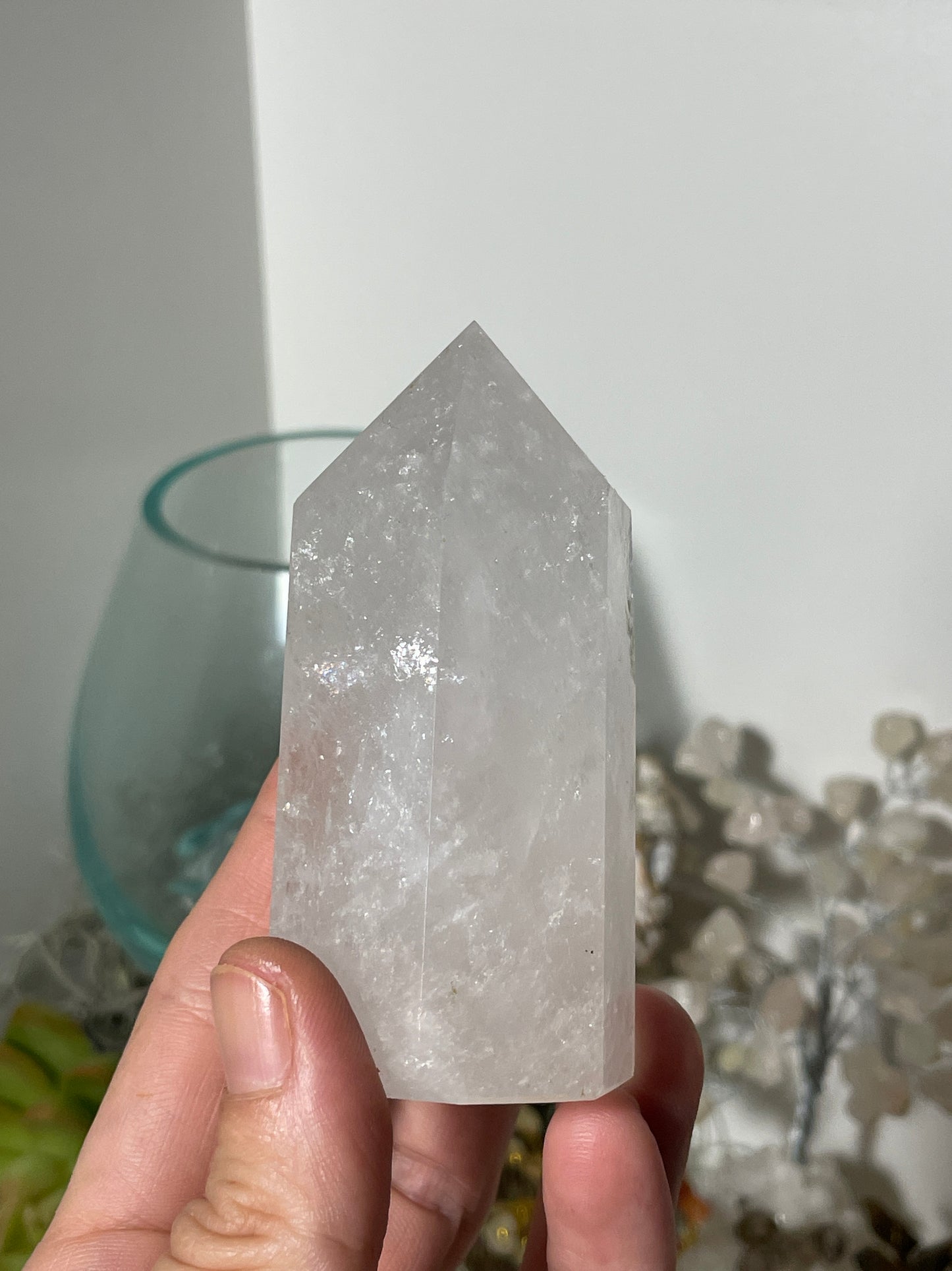 Clear quartz tower / point