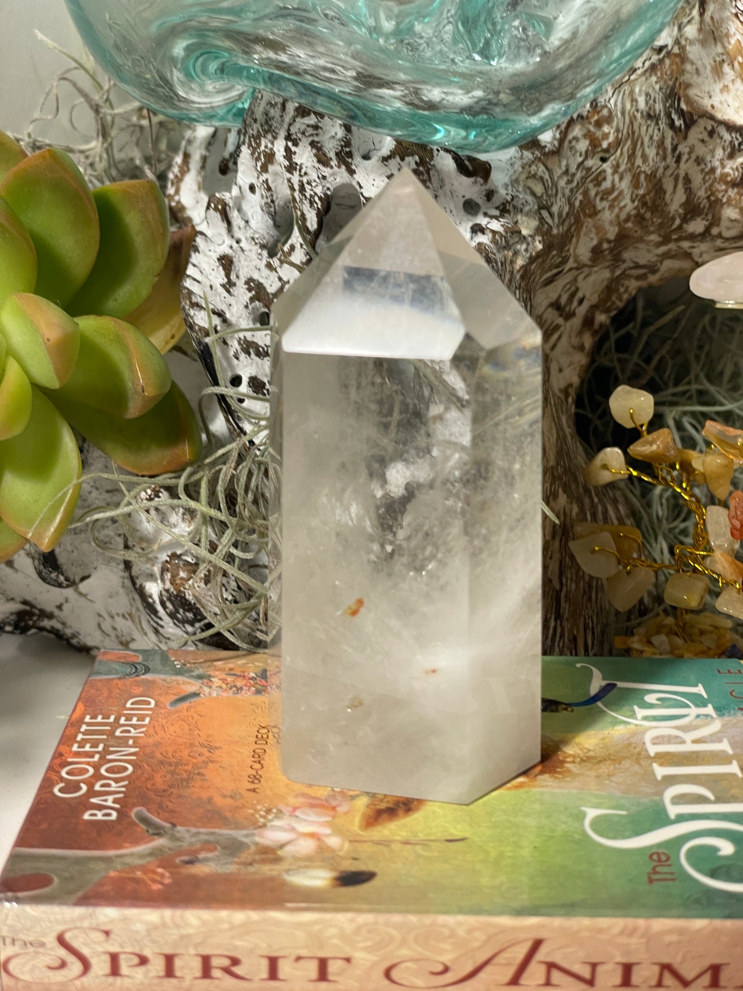 Chipped tip Clear quartz tower / point